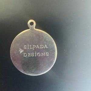 Silpada  Retired 2006 Leadership Charm